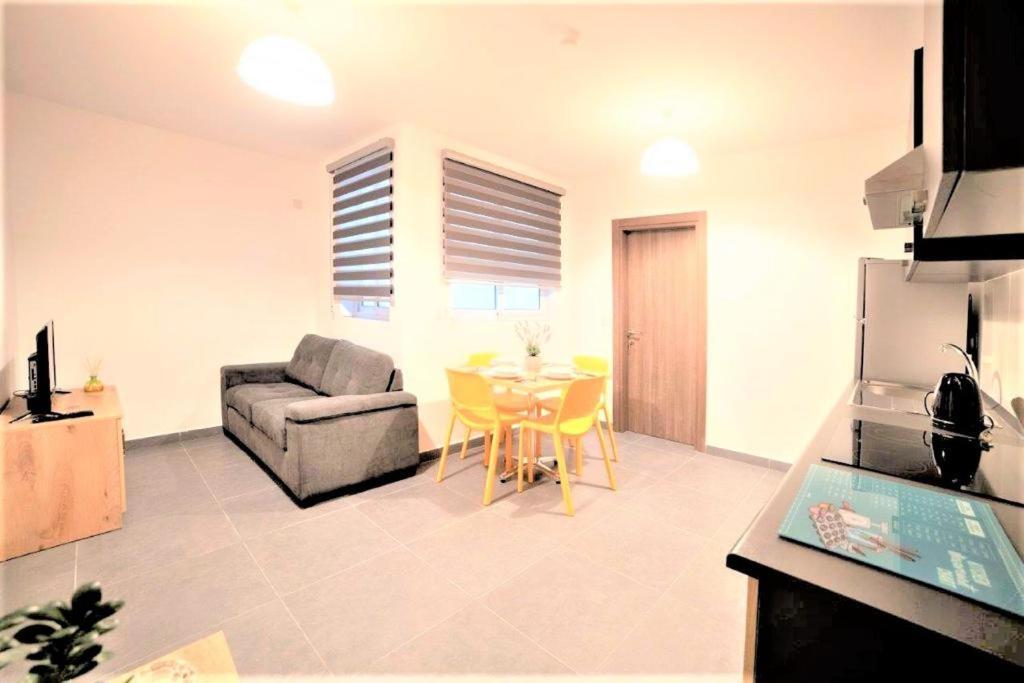Isky Apartments Gzira Exterior photo